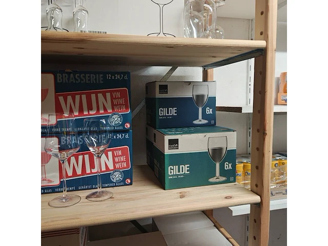 Partij glaswerk, excl. stelling - afbeelding 9 van  11