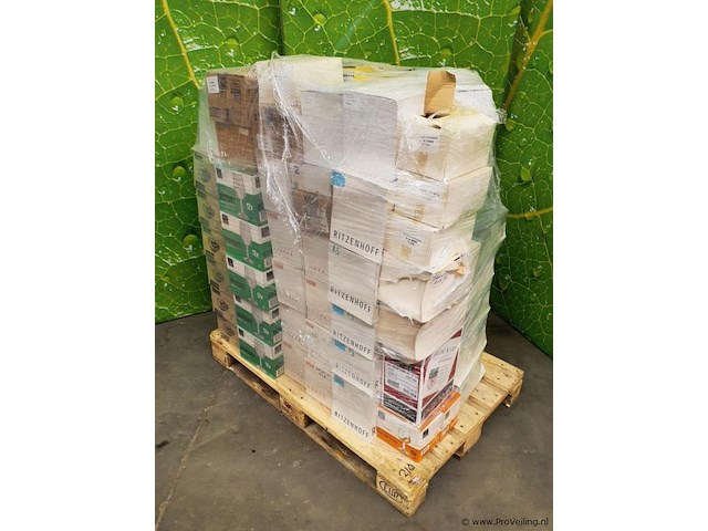 Partij glaswerk op pallet - afbeelding 1 van  6