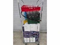 Partij glaswerk zonder rolcontainer - afbeelding 2 van  7