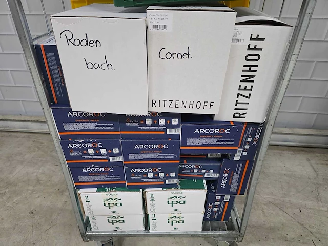 Partij glaswerk zonder rolcontainer - afbeelding 5 van  7