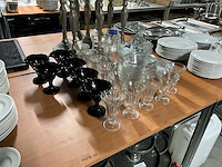 Partij glaswerk - afbeelding 1 van  6