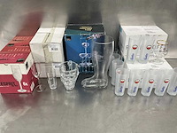 Partij glaswerk - afbeelding 1 van  7