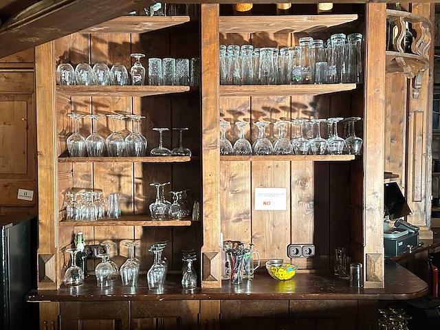 Partij glaswerk - afbeelding 1 van  4