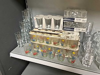 Partij glaswerk - afbeelding 2 van  6