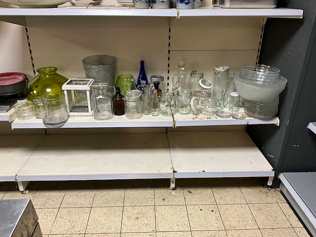 Partij glaswerk - afbeelding 1 van  7