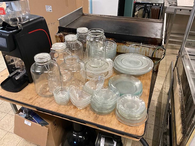 Partij glaswerk - afbeelding 1 van  5