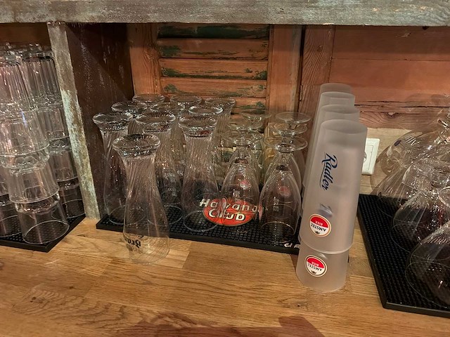 Partij glaswerk - afbeelding 4 van  8