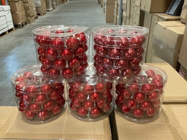 Partij glazen kerstballen 40mm pearl red 36/tube (85 tubes) - afbeelding 1 van  4
