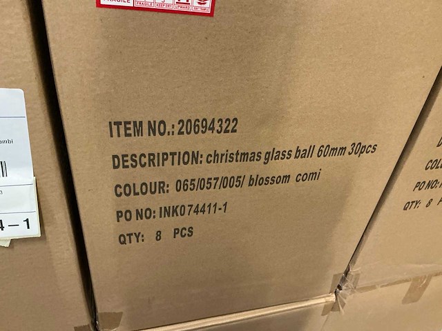 Partij glazen kerstballen 60mm 30/tube (80 tubes) - afbeelding 2 van  10