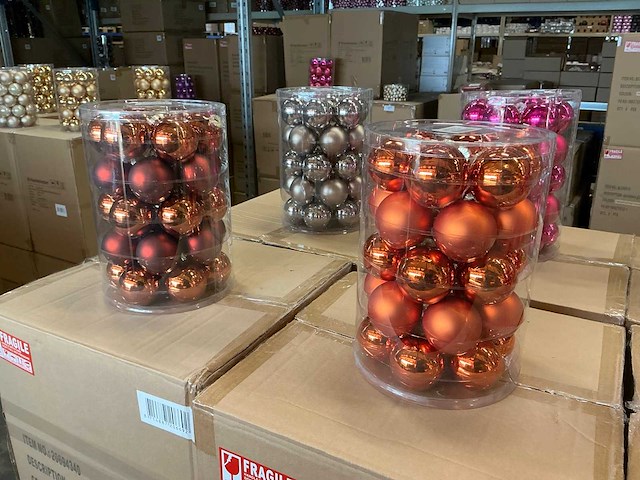 Partij glazen kerstballen 60mm 30/tube (96 tubes) - afbeelding 3 van  16