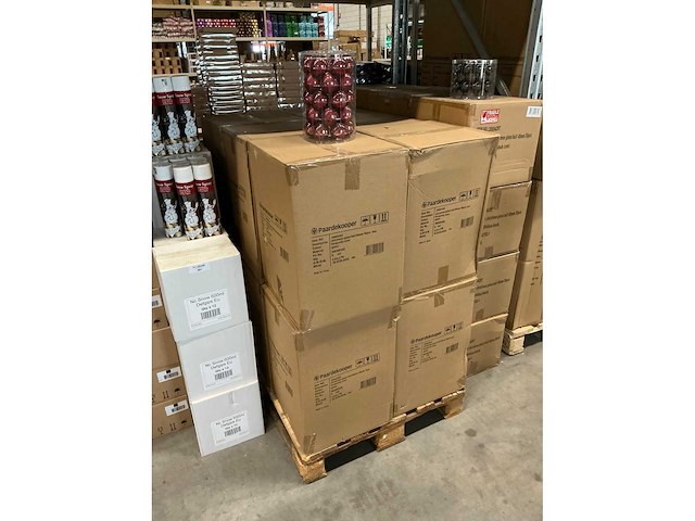 Partij glazen kerstballen 60mm burgundy combi 30/tube (96 tubes) - afbeelding 3 van  4