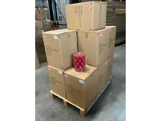 Partij glazen kerstballen 60mm pearl red 30/tube (96x) - afbeelding 2 van  3