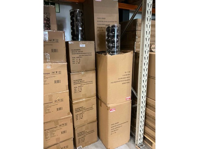 Partij glazen kerstballen 80mm black combi 15/tube (39 tubes) - afbeelding 2 van  2