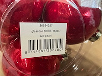 Partij glazen kerstballen 80mm pearl red 15/tube (106 tubes) - afbeelding 3 van  4