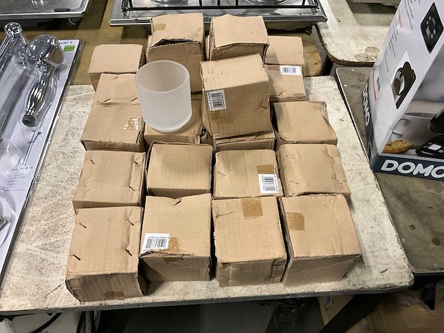 Partij glazen tandenborstelhouders - afbeelding 1 van  4