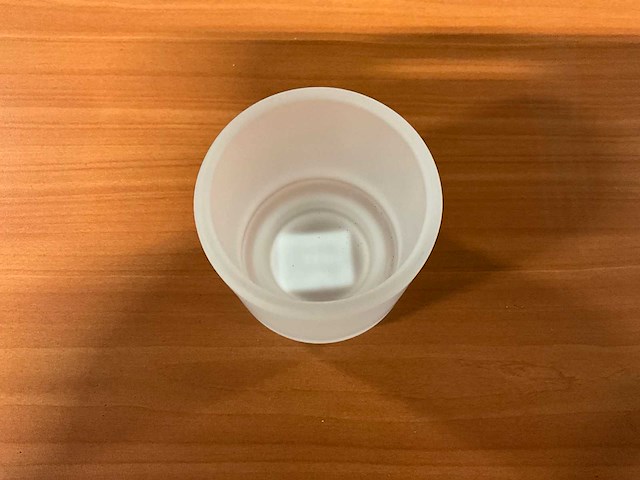 Partij glazen tandenborstelhouders - afbeelding 3 van  4