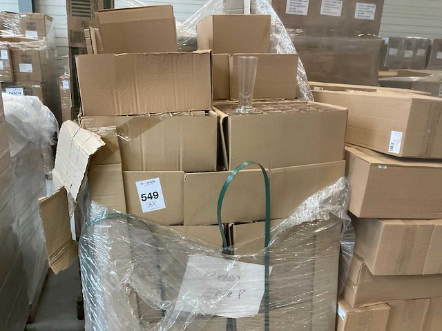 Partij glazen vazen - afbeelding 3 van  9