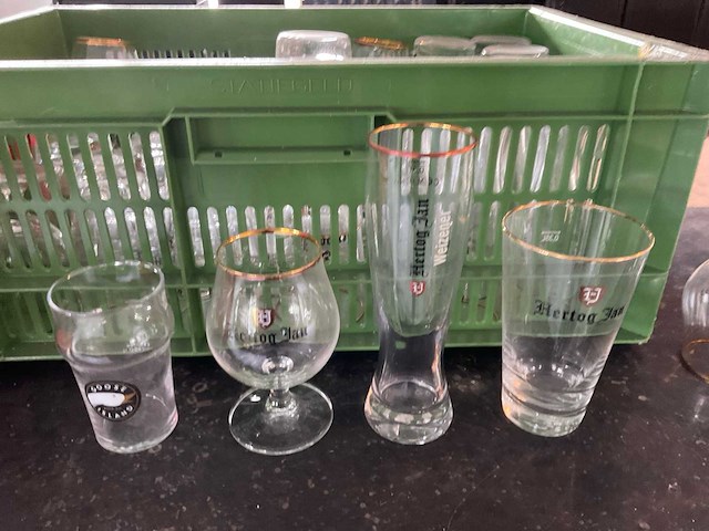 Partij glazen - afbeelding 11 van  14