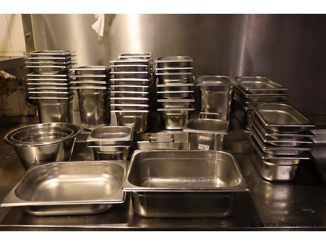 Partij gn-bakken & rvs schalen - afbeelding 1 van  7
