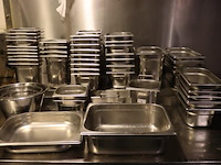 Partij gn-bakken & rvs schalen - afbeelding 1 van  7