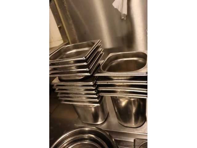 Partij gn-bakken & rvs schalen - afbeelding 6 van  7