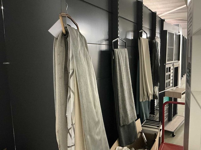 Partij gordijnen - afbeelding 6 van  6