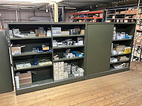 Partij gordijnrails onderdelen en bevestigingsmateriaal - afbeelding 12 van  29