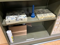 Partij gordijnrails onderdelen en bevestigingsmateriaal - afbeelding 28 van  29