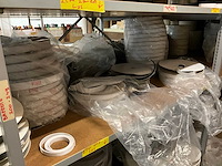 Partij gordijnstof en accessoires - afbeelding 25 van  49