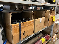 Partij gordijnstof en accessoires - afbeelding 37 van  49