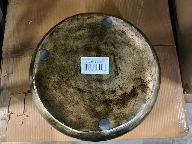 Partij goudbronskleurige bloempotten ø32xh31cm (24x) - afbeelding 4 van  5