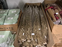 Partij goudkleurige takken 100grm per bundel (108x) - afbeelding 1 van  4