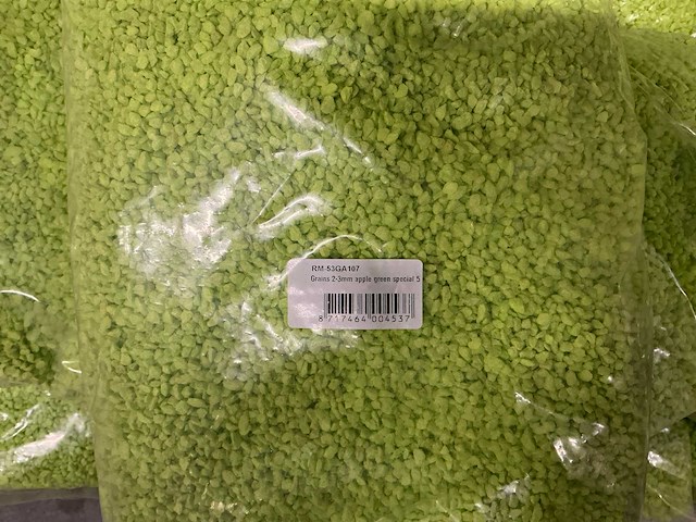 Partij grains 2-3mm apple green special 5 (45x) - afbeelding 3 van  3