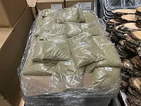 Partij grains 2-3mm yellow gold 5kg per zak (135x) - afbeelding 1 van  2