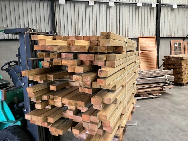 Partij grenen balken 80-180x6,5x4,5 cm - afbeelding 8 van  8
