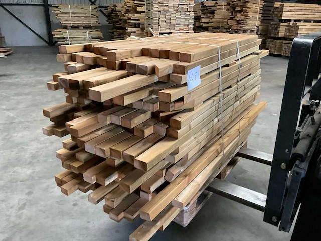 Partij grenen balken 80-180x6,5x4,5 cm - afbeelding 3 van  9