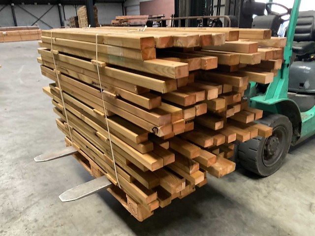 Partij grenen balken 80-180x6,5x4,5 cm - afbeelding 1 van  8