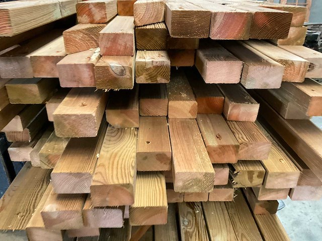 Partij grenen balken 80-180x6,5x4,5 cm - afbeelding 7 van  8