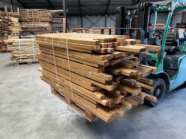 Partij grenen balken 80-180x6,5x4,5 cm - afbeelding 1 van  9