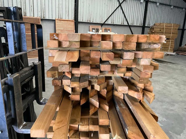 Partij grenen balken 80-180x6,5x4,5 cm - afbeelding 9 van  9