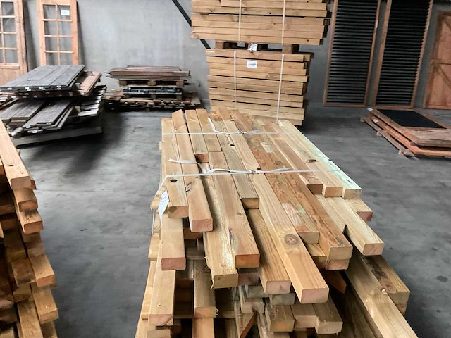Partij grenen balken 80-180x8,5x4,5 cm - afbeelding 7 van  8