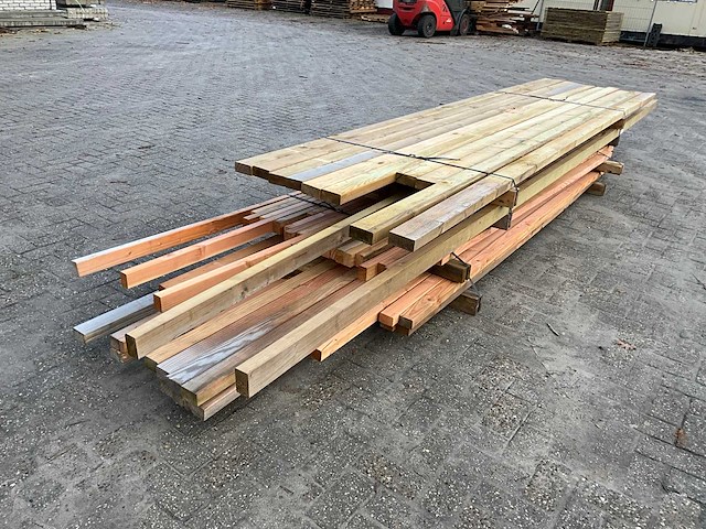 Partij grenen & douglas regels - afbeelding 2 van  4