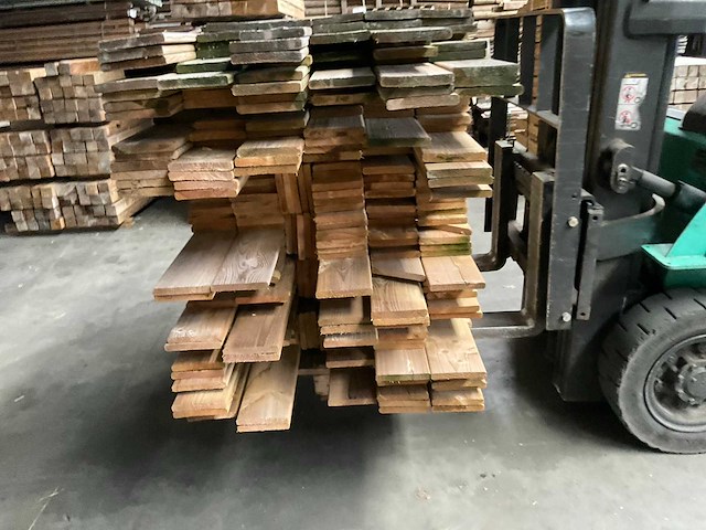 Partij grenen planken 80-180x14x1,8 cm - afbeelding 2 van  6