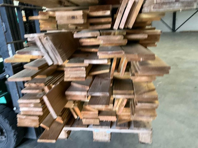 Partij grenen planken 80-180x14x1,8 cm - afbeelding 3 van  5