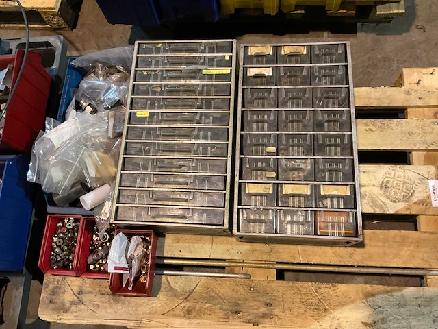 Partij grijpvoorraad - afbeelding 1 van  2