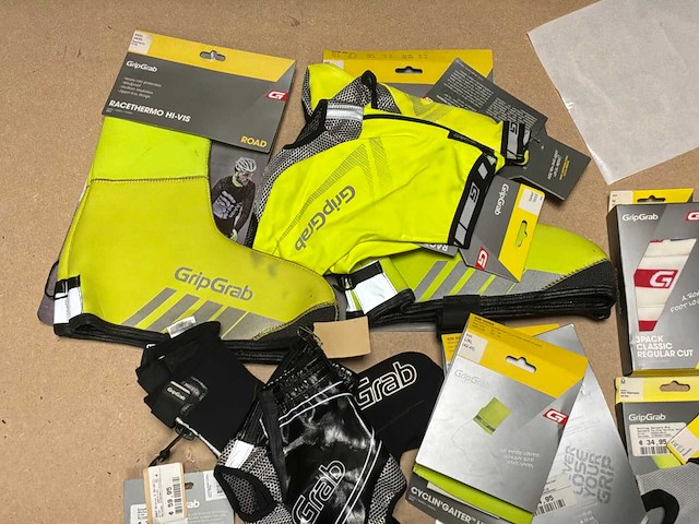 Partij gripgrab fietskleding en accessoires (26x) - afbeelding 2 van  5