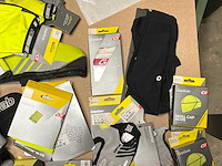 Partij gripgrab fietskleding en accessoires (26x) - afbeelding 5 van  5