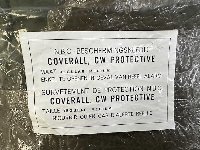 Partij groene overalls - afbeelding 3 van  5