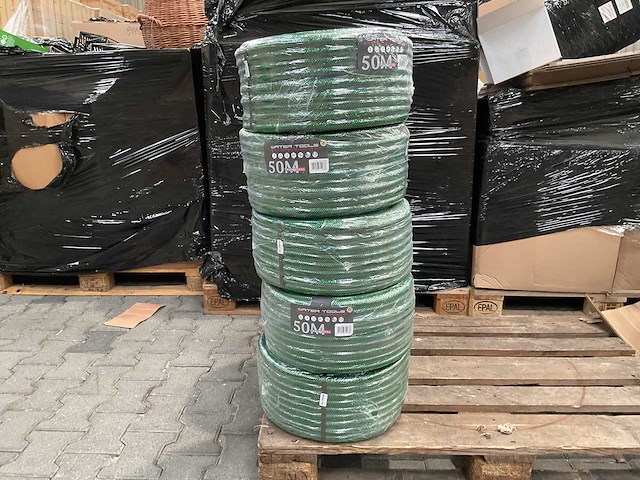 Partij groene tuinslang versterkt 1/2” 25 meter (5x) - afbeelding 2 van  3