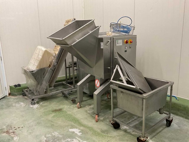 Partij groente verwerkingsmachines - afbeelding 1 van  9